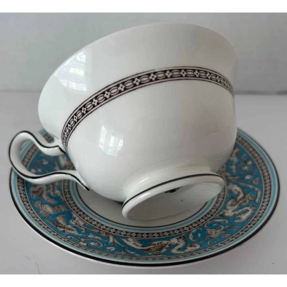 Wedgwood FLORENTINE TURQUOISE Bone China Peony Shape Footed Cup & Saucer England
